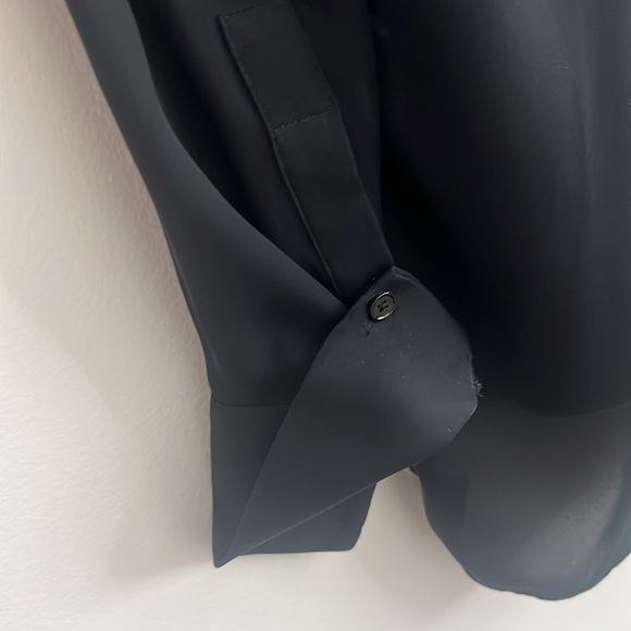 VINCE. Silk Button Down Blouse Size 4 ECU - Picture 6 of 7